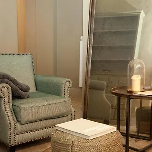 https://la-casa-di-rouse.it-tuscanyhotel.com
