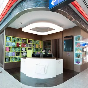 Capsulehotel Sleep 'n Fly Sleep Lounge, A-gates Terminal 3 - Transit Only